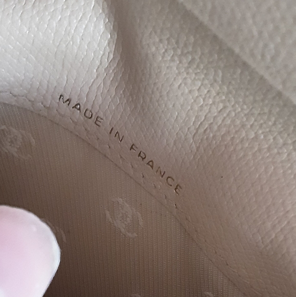 Chanel CC bilfold small wallet - Picture 9 of 9